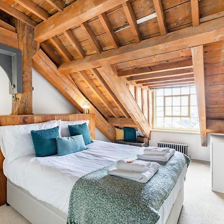 Luxury 2 Bed Apartment In Historic Royal William Yard Плимът Екстериор снимка